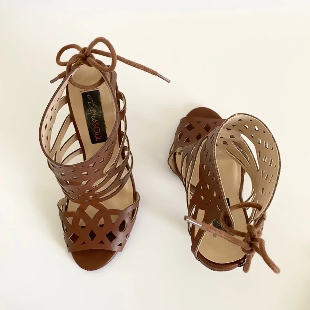 HeartSoul Heels